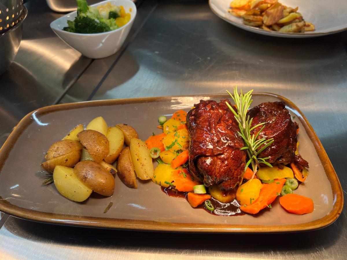 Hotel Zum Anker-Thulls Restaurant Neumagen-Dhron Εξωτερικό φωτογραφία