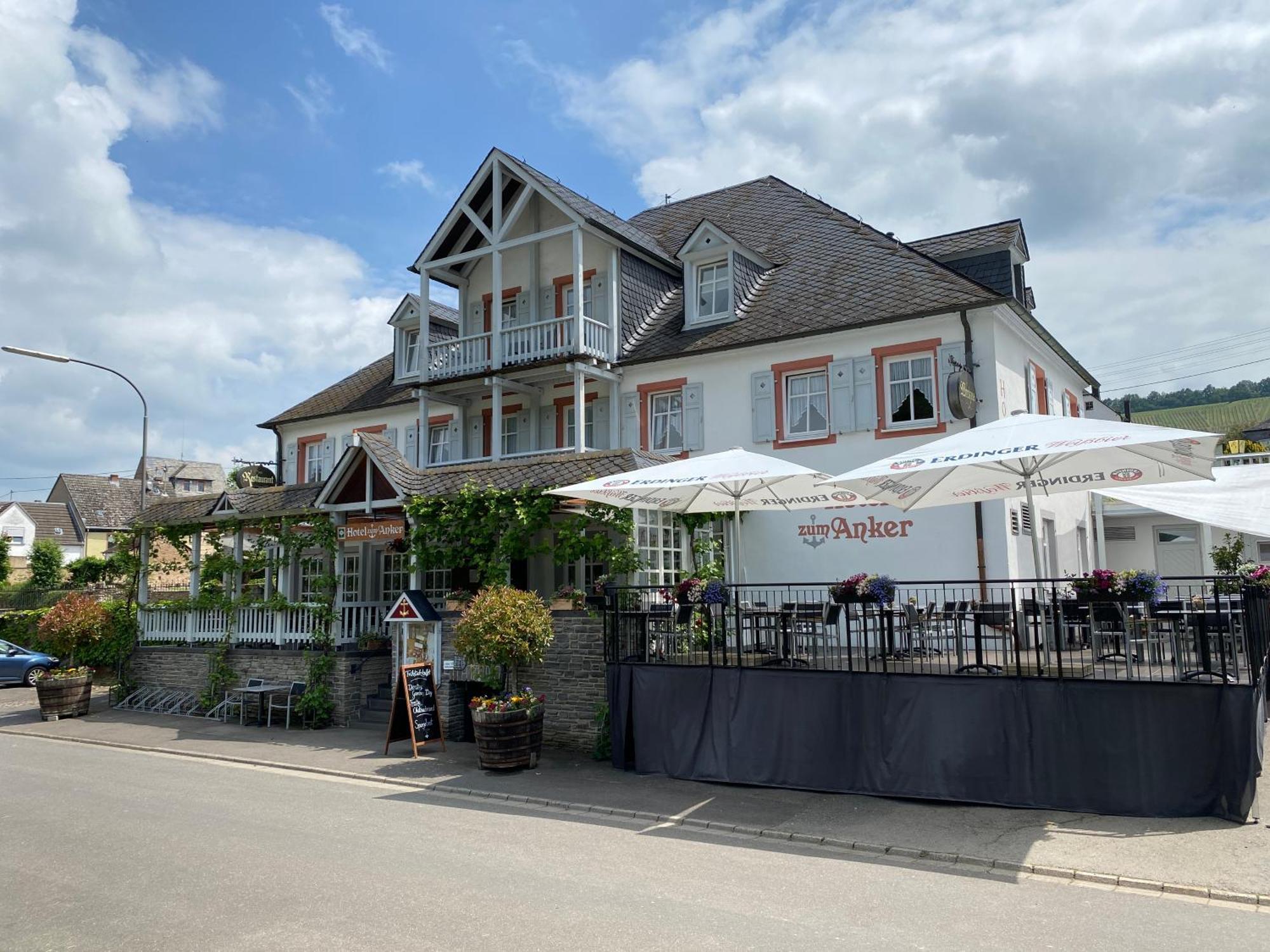 Hotel Zum Anker-Thulls Restaurant Neumagen-Dhron Εξωτερικό φωτογραφία