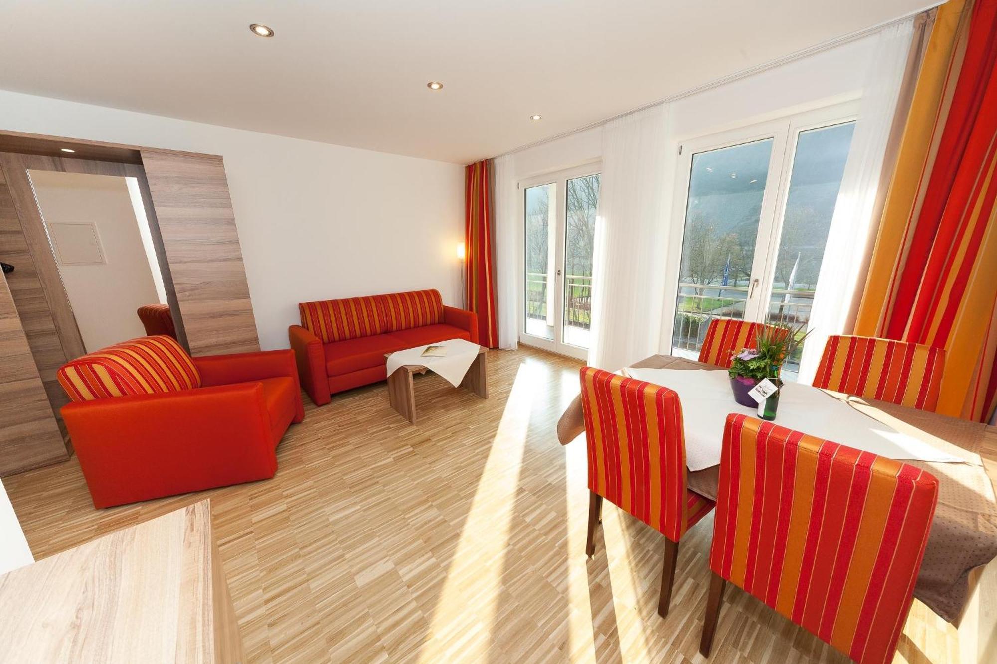 Hotel Zum Anker-Thulls Restaurant Neumagen-Dhron Εξωτερικό φωτογραφία