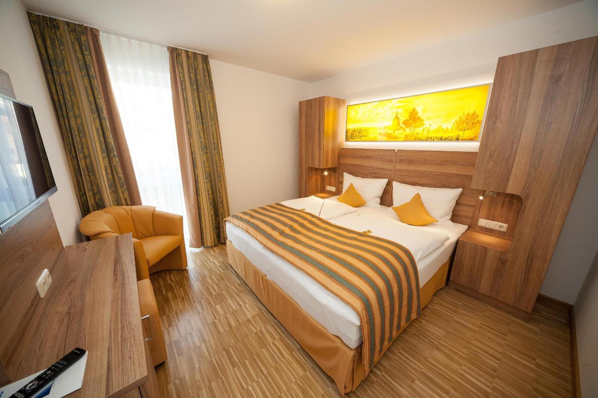 Hotel Zum Anker-Thulls Restaurant Neumagen-Dhron Εξωτερικό φωτογραφία