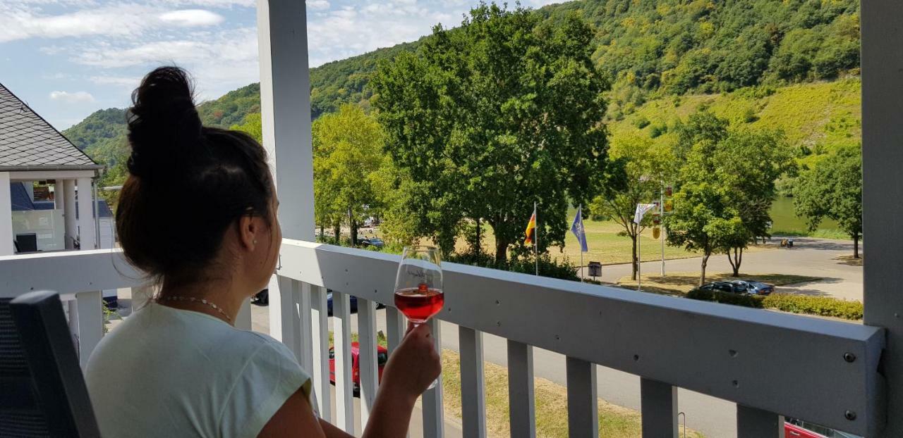 Hotel Zum Anker-Thulls Restaurant Neumagen-Dhron Εξωτερικό φωτογραφία